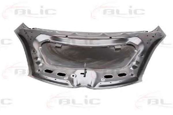 Капот двигателя